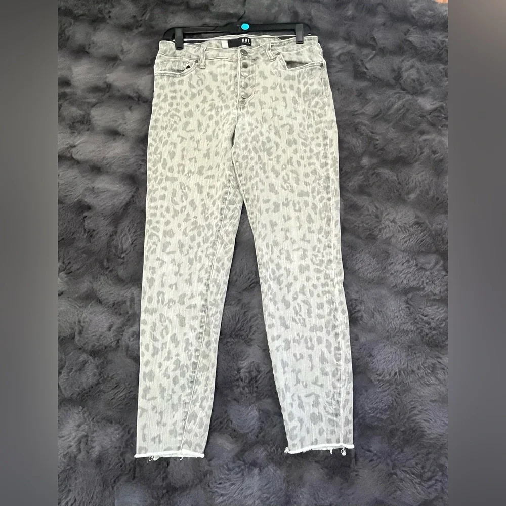 Kut from the Kloth Animal Print Skinny Woman’s Jeans Cotton Blend  Size 8 - Picture 3 of 12